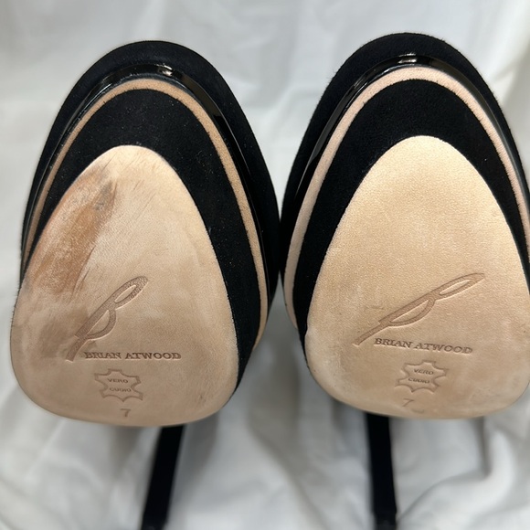 BRIAN ATWOOD Black Suede & Crystal Embellished Platform Heels Ferranta size 7 US - Picture 9 of 11